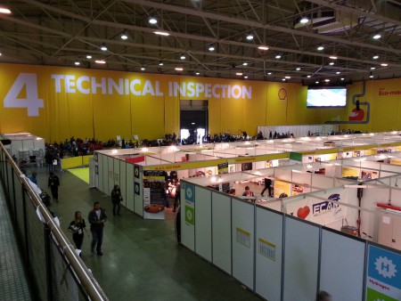 la zone du contrôle technique : énorme !